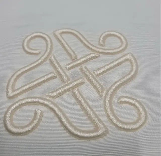 งานปักรองโฟม ปักรองโฟม ปักหมวกรองโฟม ปักอักษรรองโฟม