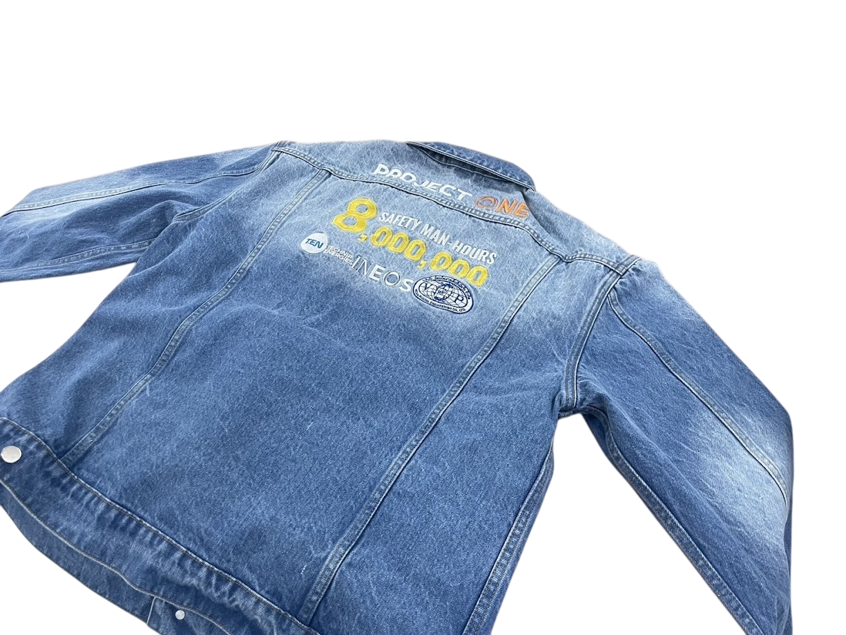 เสื้อยีนส์ ปักยีนส์ รับปักเสื้อยีนส์ รับปักกางเกงยีนส์ ปักกระเป๋ายีนส์