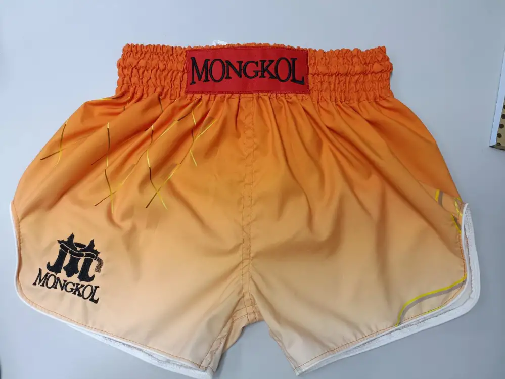 งานปักกางเกงมวย รับปักกางเกงมวย รับปักแพทมวย