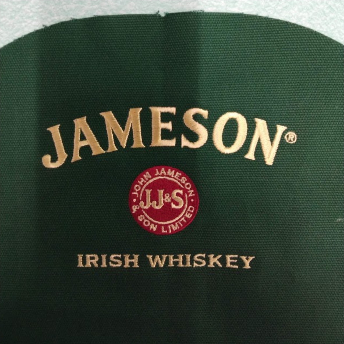 งานปักกระเป๋า รับปักกระเป๋าผ้า งานปักผ้าแคนวาส รับปักกระเป๋าผ้า ทุกชนิด