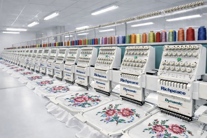 จักรปักคอมพิวเตอร์ รับปักผ้า รรับปักเสื้อผ้า รับปักด่วน