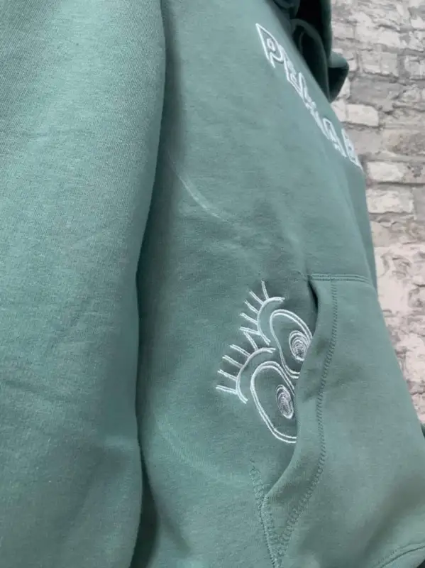 งานปักรองโฟม งานปักนูน งานปักเสื้อฮูด ปักนูน ปักรองโฟม