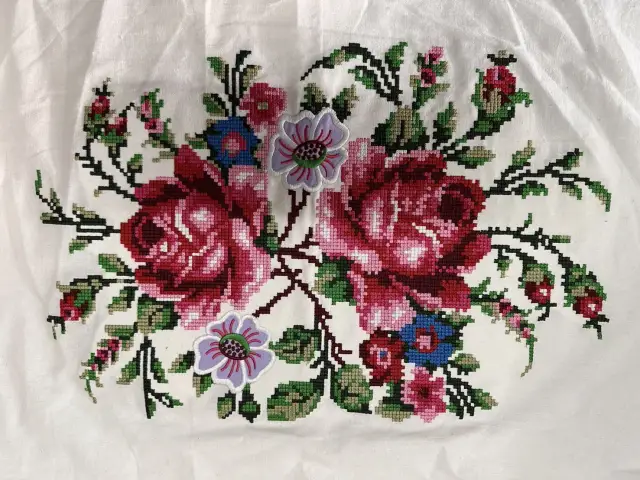 ปักครอสติช รับปักครอสติช งานปักครอสติชบนผ้า