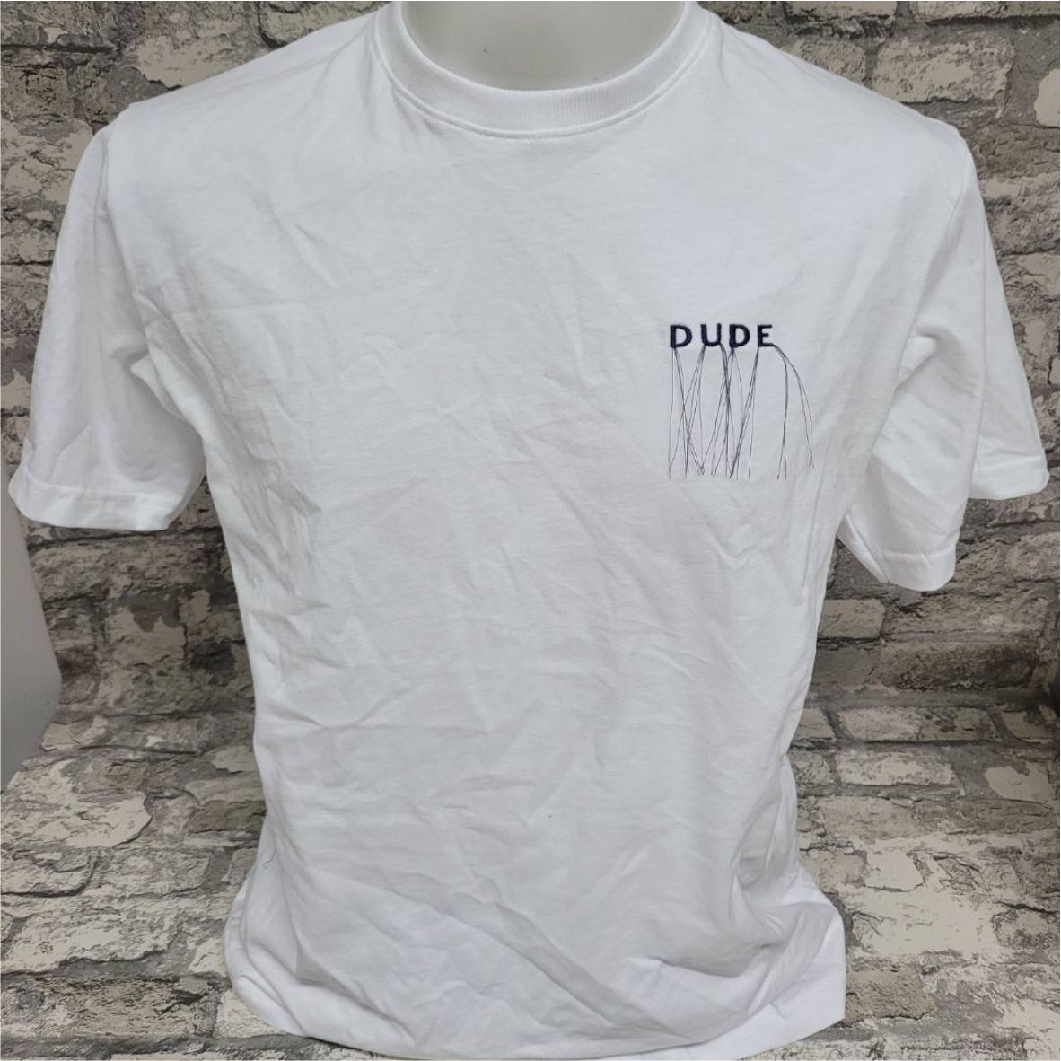 งานปักเสื้อยืด รับปักเสื้อยืด เสื้อยืดพร้อมปัก รับปักเสื้อด่วน หน้าร้านรับปัก รับปักเสื้อเป็นตัว