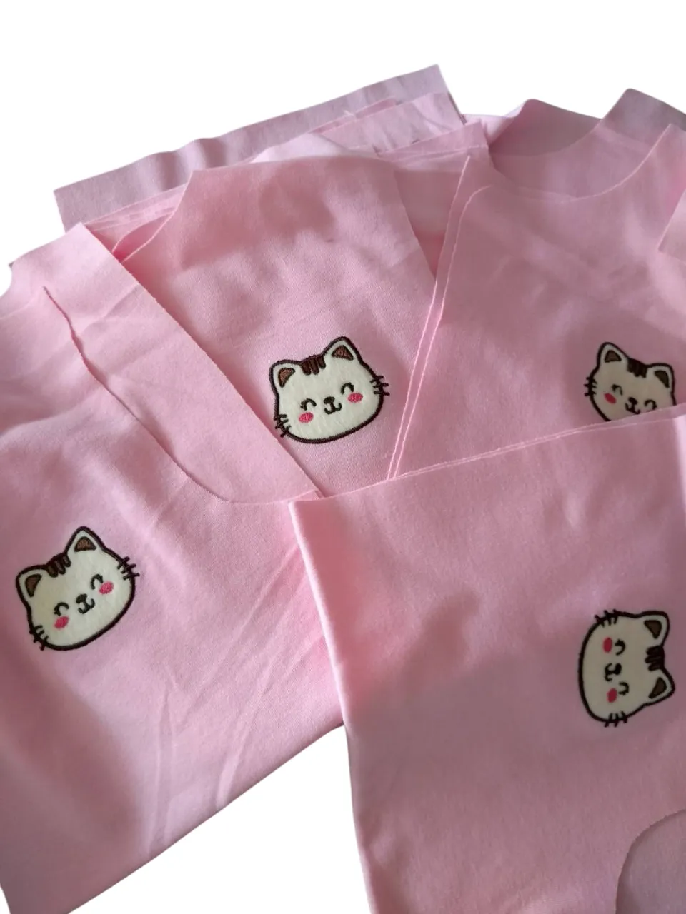 งานปักเสื้อยืด รับปักเสื้อยืด รับปักเสื้อเด็ก รับปักงานออร์เดอร์