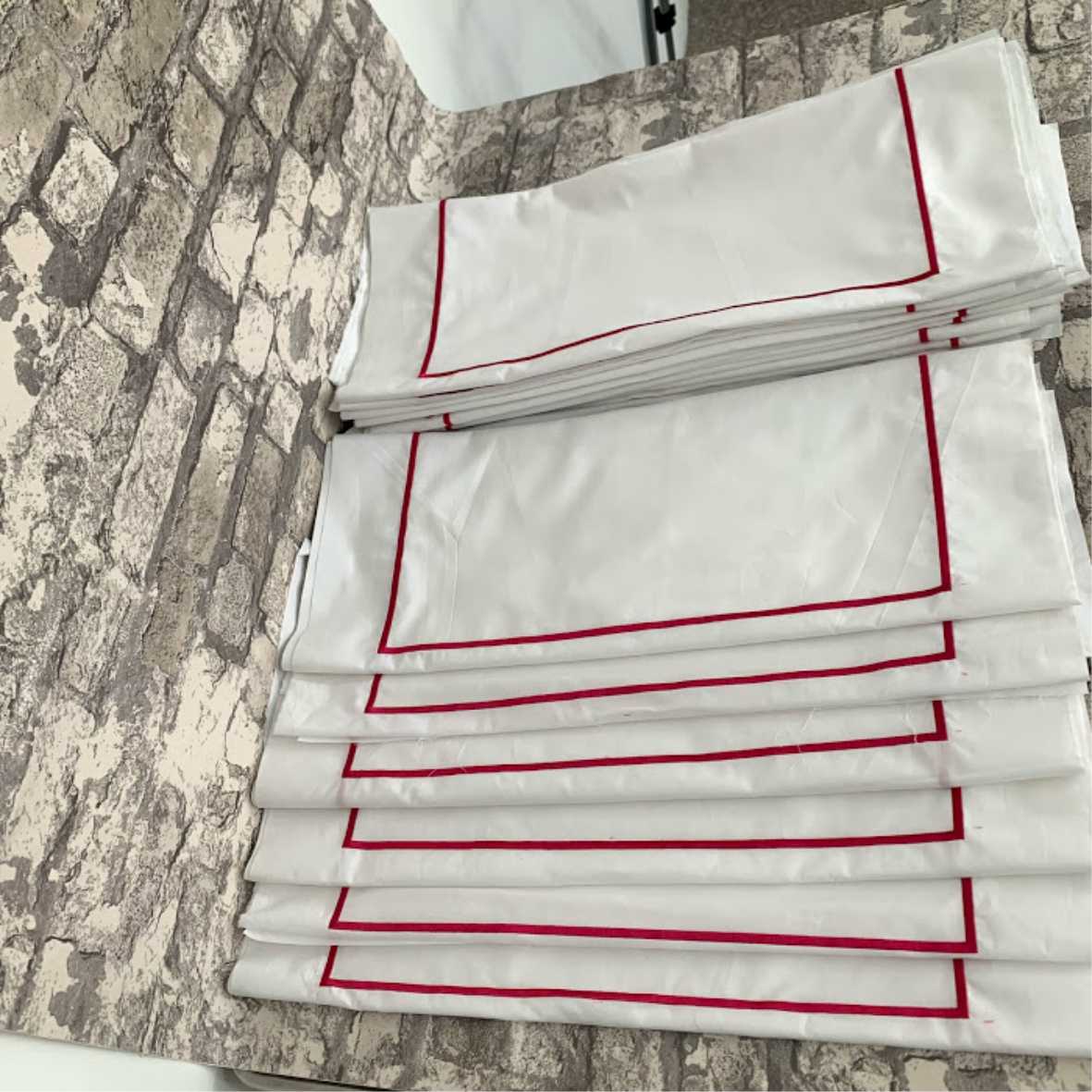 งานปักปลอกหมอน รับปักปลอกหมอน รับปลอกที่นอน