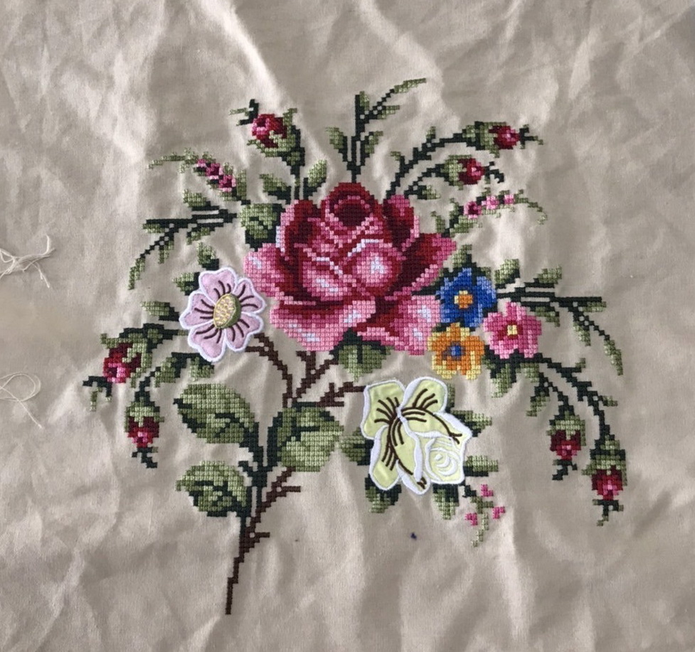 ขายงานปักครอสติช รับปักครอสติช ปักปักครอสติช งานปักครอสติสบนผ้า