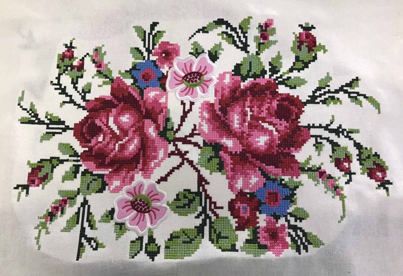 งานปักลายฮังการี่ งานปักครอสติช รับปักลายครอสติช รับปักลายวินเทจ