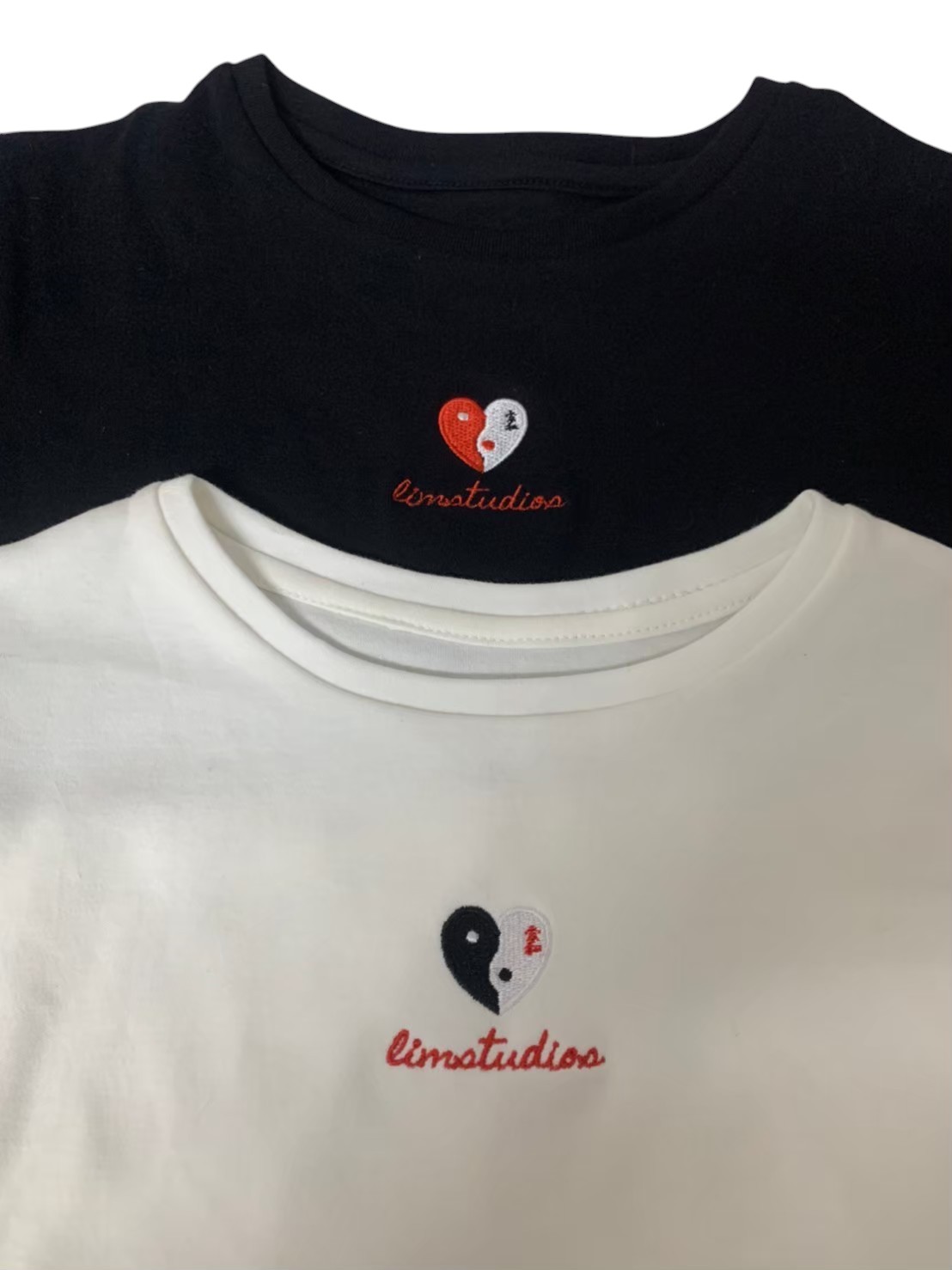 รับปักเสื้อเย็บเป็นตัว รับปักเสื้อผ้า รับปักนูน รับปักเสื้อยืด