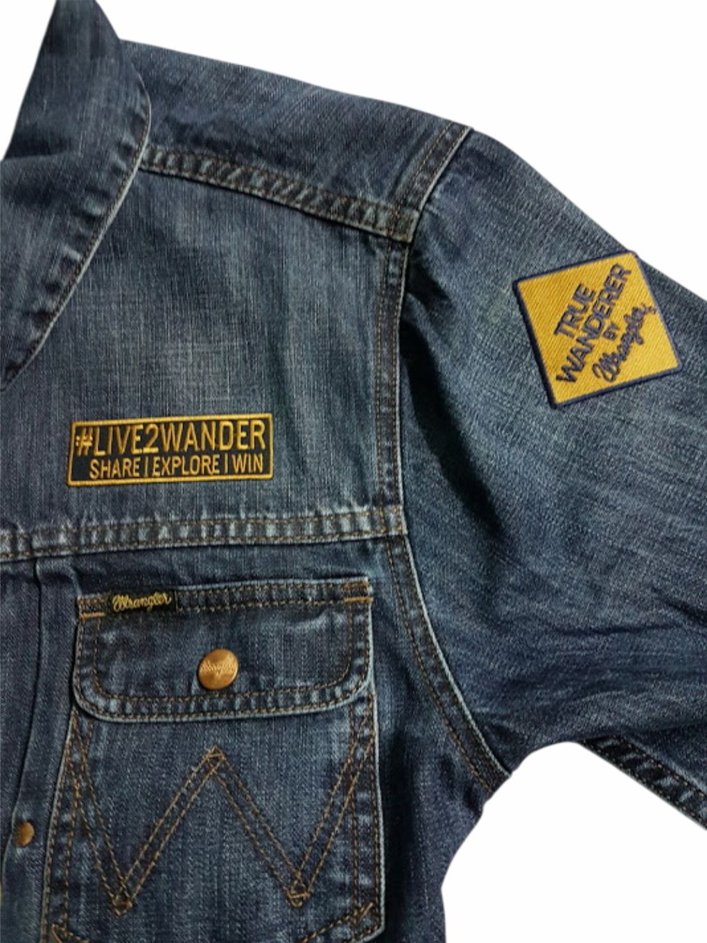 ปักเสื้อยีนส์ ปักแพทยีนส์ งานปักกระเป๋ายีนส์ งานปักยีนส์รับปักทุกชนิด